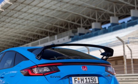 2023 Honda Civic Type R (EU-Spec) Spoiler Wallpapers 450x275 (23)