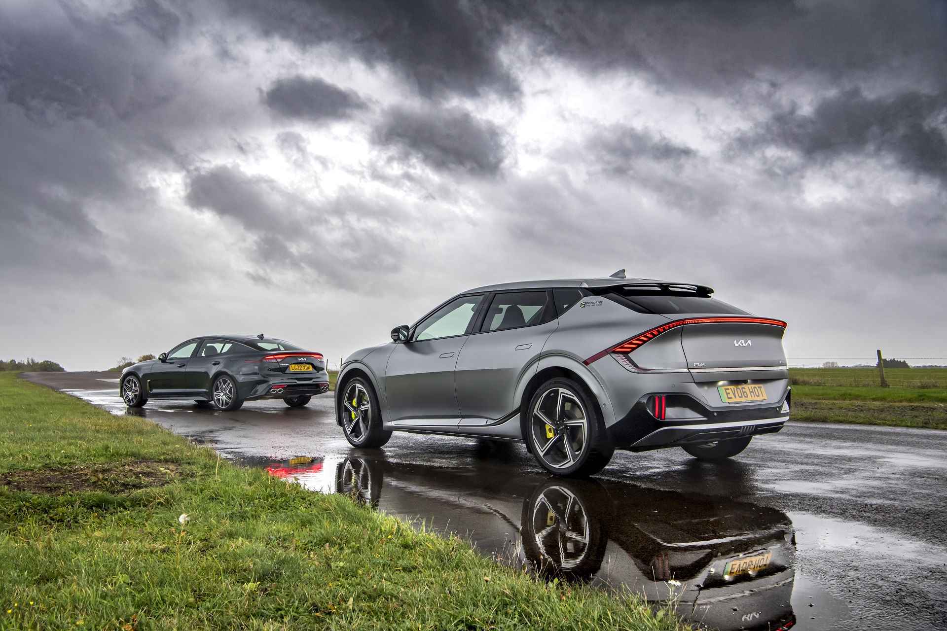 2023 Kia EV6 GT (UK-Spec) Rear Three-Quarter Wallpapers #7 of 38