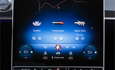 2023 Mercedes-AMG S 63 E PERFORMANCE Central Console Wallpapers 450x275 (121)