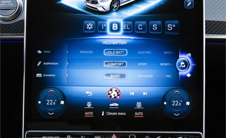 2023 Mercedes-AMG S 63 E PERFORMANCE Central Console Wallpapers 450x275 (116)
