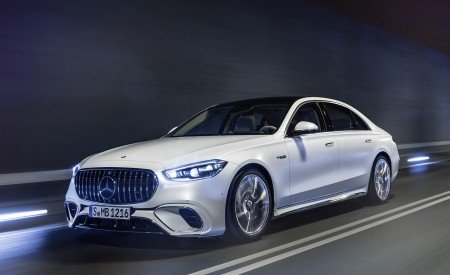 2023 Mercedes-AMG S 63 E PERFORMANCE (Color: MANUFAKTUR Cashmere White Magno) Front Three-Quarter Wallpapers 450x275 (12)