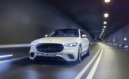 2023 Mercedes-AMG S 63 E PERFORMANCE (Color: MANUFAKTUR Cashmere White Magno) Front Wallpapers 450x275 (13)
