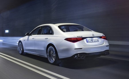 2023 Mercedes-AMG S 63 E PERFORMANCE (Color: MANUFAKTUR Cashmere White Magno) Rear Three-Quarter Wallpapers 450x275 (17)