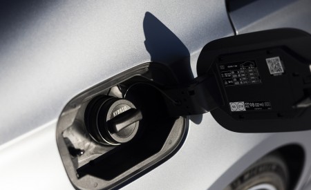 2023 Mercedes-AMG S 63 E PERFORMANCE (Color: MANUFAKTUR Selenite Grey Magno) Charging Connector Wallpapers 450x275 (101)