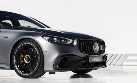 2023 Mercedes-AMG S 63 E PERFORMANCE (Color: MANUFAKTUR Selenite Grey Magno) Front Wallpapers 450x275 (88)