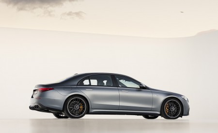 2023 Mercedes-AMG S 63 E PERFORMANCE (Color: MANUFAKTUR Selenite Grey Magno) Side Wallpapers 450x275 (76)