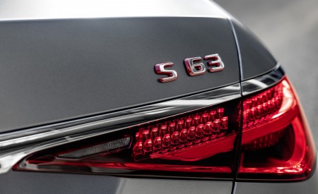 2023 Mercedes-AMG S 63 E PERFORMANCE (Color: MANUFAKTUR Selenite Grey Magno) Tail Light Wallpapers 450x275 (45)