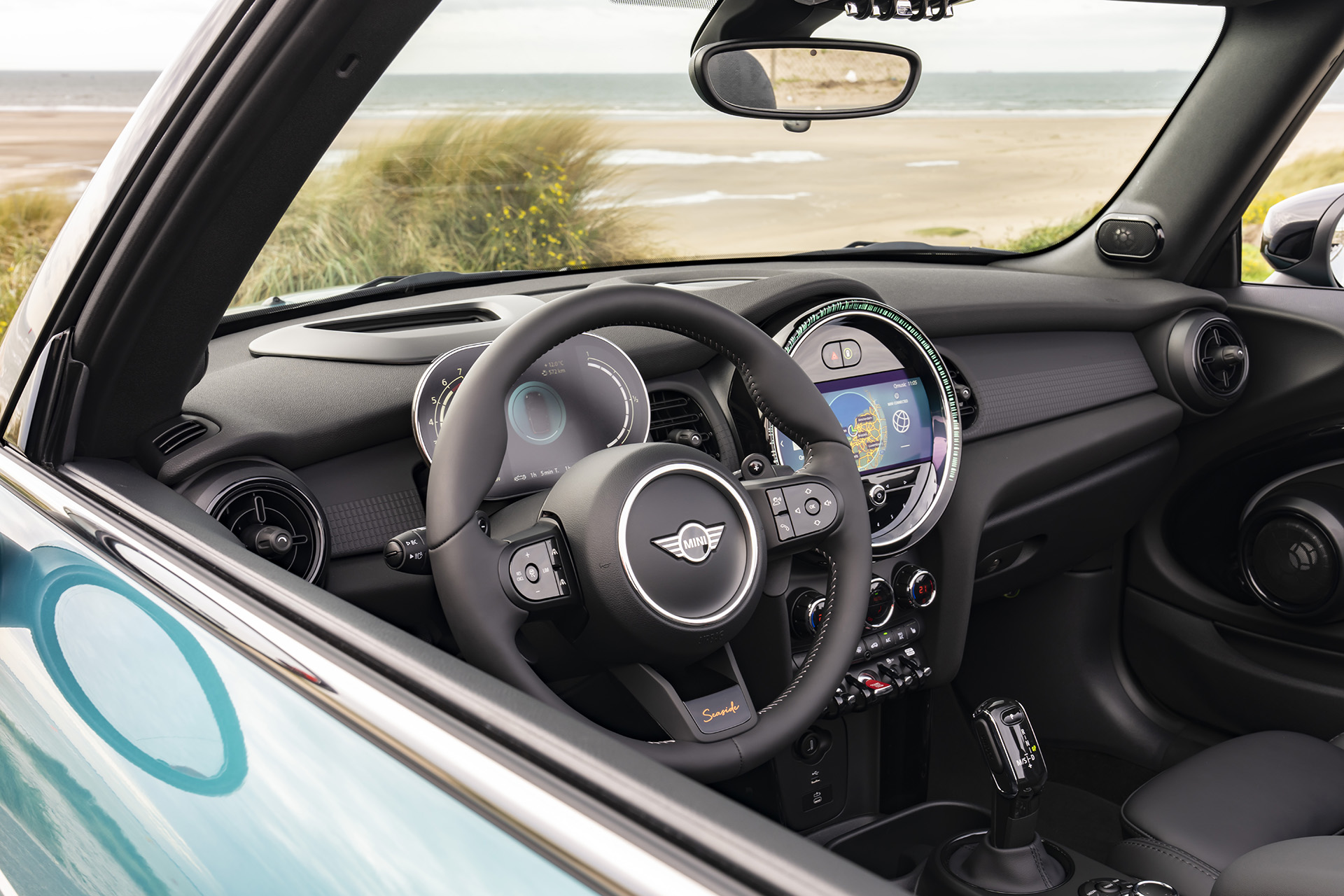 2023 Mini Cooper S Convertible Seaside Edition (Color: Caribbean Aqua) Interior Wallpapers #67 of 133