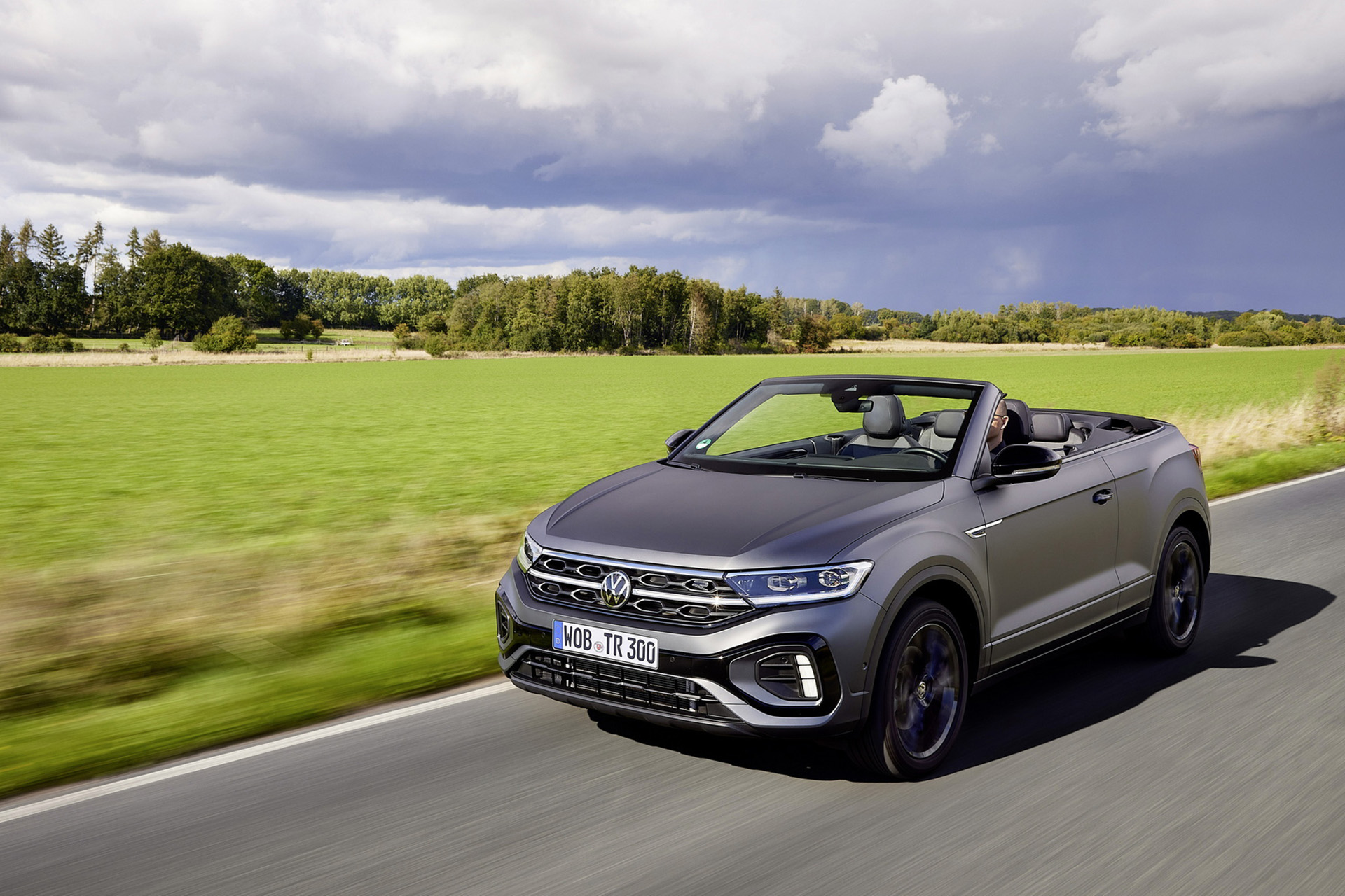 2023 Volkswagen T-Roc Cabriolet Edition Grey Front Three-Quarter Wallpapers (3)