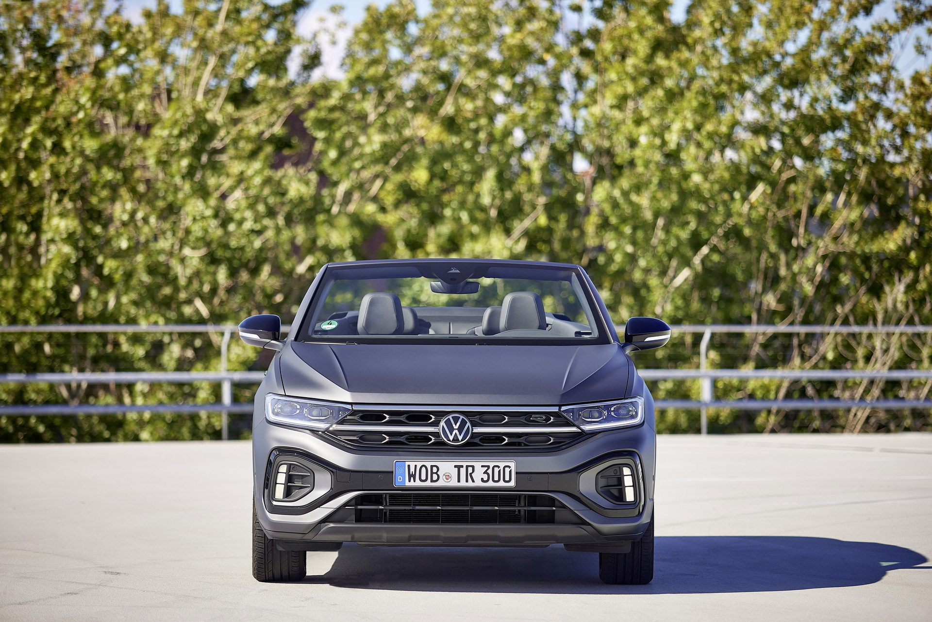 2023 Volkswagen T-Roc Cabriolet Edition Grey Front Wallpapers (8)