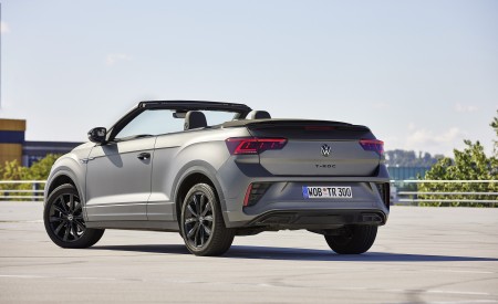 2023 Volkswagen T-Roc Cabriolet Edition Grey Rear Three-Quarter Wallpapers 450x275 (10)