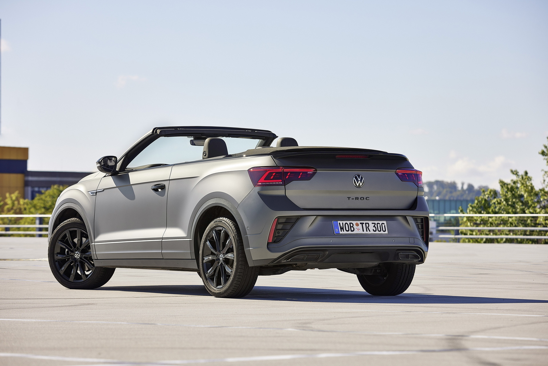 2023 Volkswagen T-Roc Cabriolet Edition Grey Rear Three-Quarter Wallpapers (10)