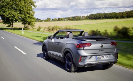 2023 Volkswagen T-Roc Cabriolet Edition Grey Rear Three-Quarter Wallpapers 450x275 (2)
