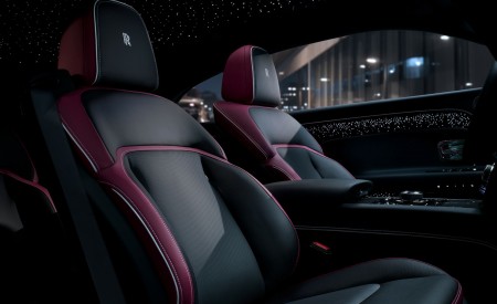 2026 Rolls-Royce Spectre Black Badge Interior Front Seats Wallpaper 450x275 (17)