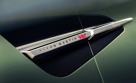 2026 Aston Martin Vanquish Volante Detail Wallpaper 450x275 (15)