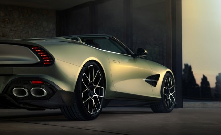 2026 Aston Martin Vanquish Volante Detail Wallpaper 450x275 (18)