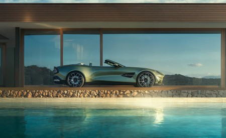 2026 Aston Martin Vanquish Volante Side Wallpaper 450x275 (7)