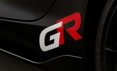2026 Toyota GR Supra Final Edition Badge Wallpaper 450x275 (10)