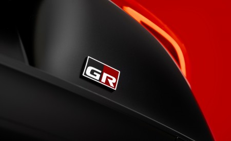 2026 Toyota GR Supra Final Edition Badge Wallpaper 450x275 (11)