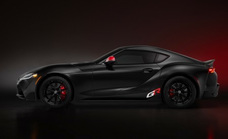 2026 Toyota GR Supra Final Edition Side Wallpaper 450x275 (4)