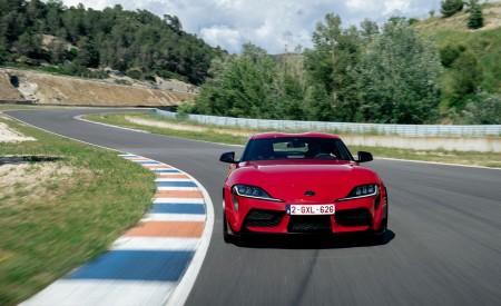 2026 Toyota GR Supra Lightweight EVO Front Wallpaper 450x275 (10)