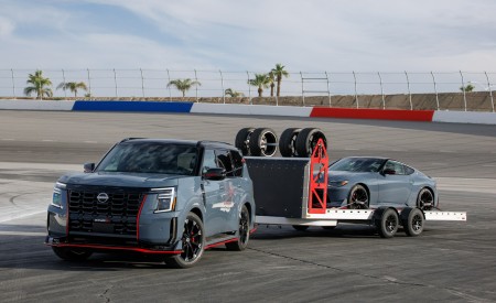 2026 Nissan Armada Nismo Towing a Nissan Z NISMO on a Trailer on a Racetrack Wallpaper 450x275 (12)