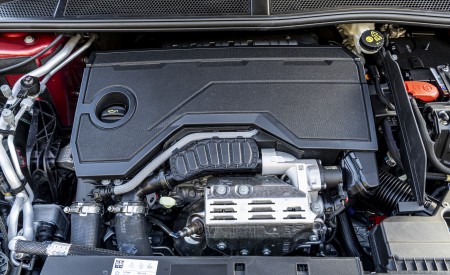 2026 Peugeot 308 SW Plug-In Hybrid Engine Wallpaper 450x275 (10)