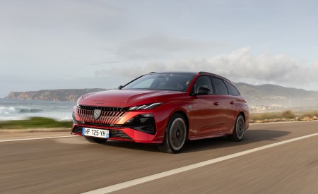 Download 2026 Peugeot 308 SW Plug-In Hybrid HD & 4K Wallpapers
