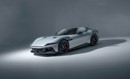 2026 Novitec Ferrari 12Cilindri Front Three-Quarter Wallpapers 450x275 (5)