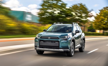 2026 Toyota RAV4 HEV Woodland Front Wallpaper 450x275 (14)