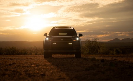 2026 Toyota RAV4 HEV Woodland Front Wallpaper 450x275 (70)