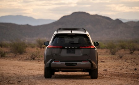 2026 Toyota RAV4 HEV Woodland Rear Wallpaper 450x275 (73)