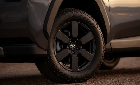 2026 Toyota RAV4 HEV Woodland Wheel Wallpaper 450x275 (86)