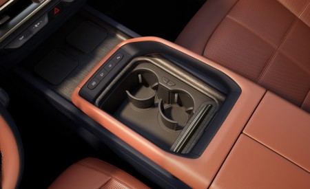 2027 Kia Telluride SXP Interior Detail Wallpaper 450x275 (39)
