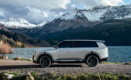2027 Kia Telluride SXP Side Wallpaper 450x275 (5)