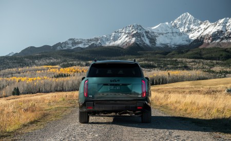 2027 Kia Telluride X-Line Rear Wallpaper 450x275 (3)