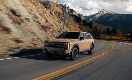 2027 Kia Telluride X-Pro Front Three-Quarter Wallpaper 450x275 (9)