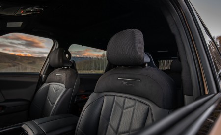 2027 Kia Telluride X-Pro Interior Front Seats Wallpaper 450x275 (34)