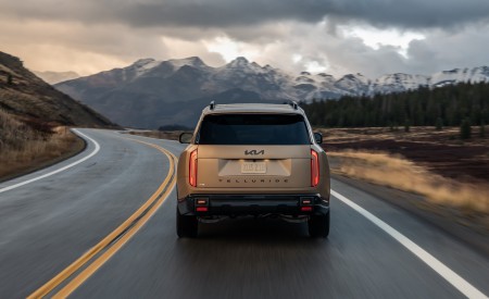 2027 Kia Telluride X-Pro Rear Wallpaper 450x275 (13)