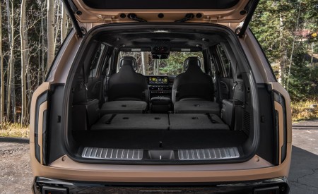 2027 Kia Telluride X-Pro Trunk Wallpaper 450x275 (37)