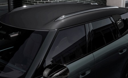 2026 Mini Cooper Countryman Shadow Edition Detail Wallpaper 450x275 (5)