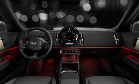 2026 Mini Cooper Countryman Shadow Edition Interior Cockpit Wallpaper 450x275 (7)