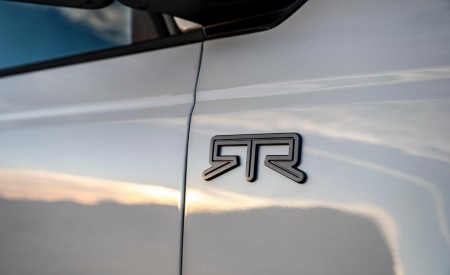 2027 Ford Bronco RTR Detail Wallpaper 450x275 (23)