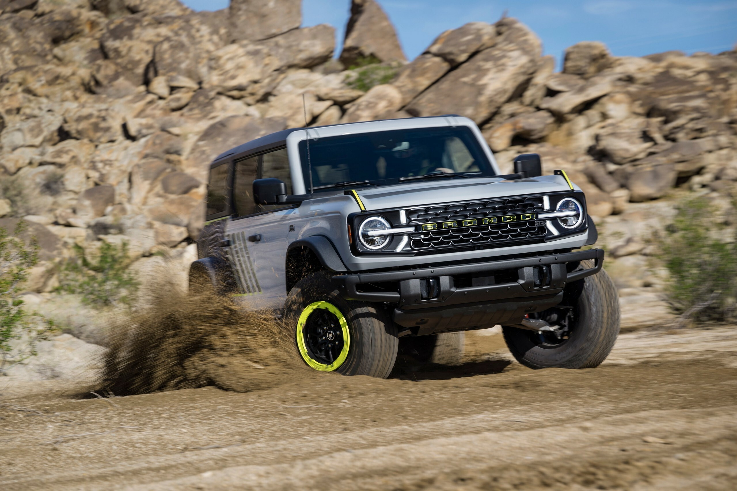 Download 2027 Ford Bronco RTR car wallpapers in HD and 4K for your desktop, phone or tablet.