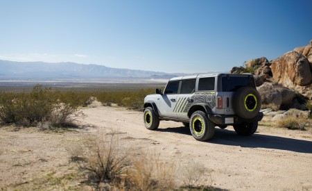 2027 Ford Bronco RTR Rear Three-Quarter Wallpaper 450x275 (11)