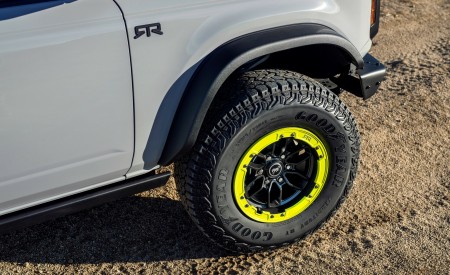 2027 Ford Bronco RTR Wheel Wallpaper 450x275 (25)