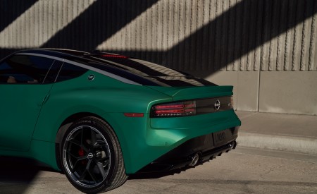 2027 Nissan Z Detail Wallpapers 450x275 (9)
