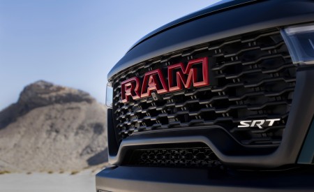 2027 Ram 1500 SRT TRX Grill Wallpaper 450x275 (15)