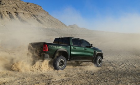 2027 Ram 1500 SRT TRX Off-Road Wallpaper 450x275 (8)