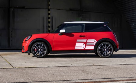 2026 Mini 1965 Victory Edition Side Wallpaper 450x275 (18)